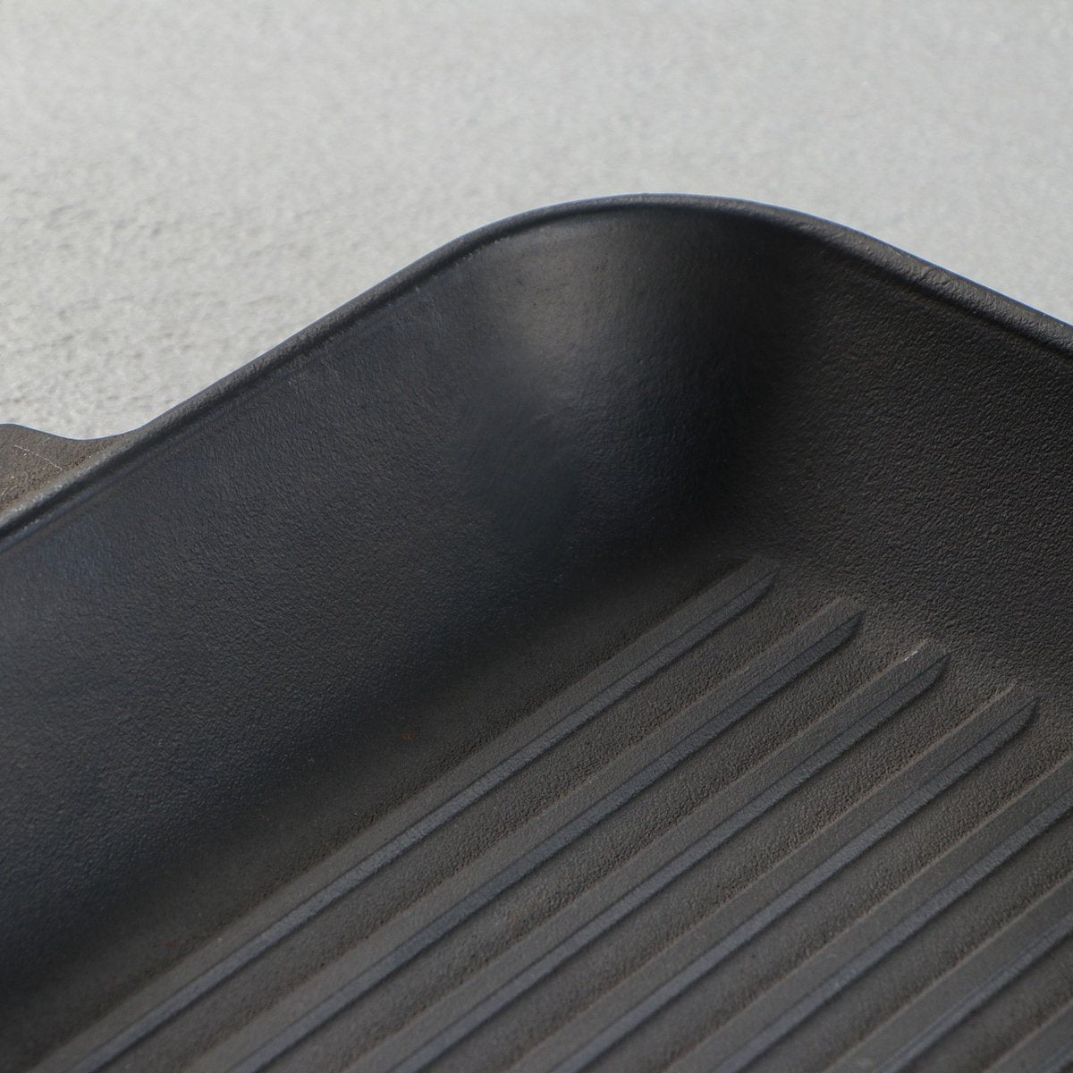 Maysternya Gietijzeren Grillpan vierkant met houten handvat - 28 x 28 x 4 cm