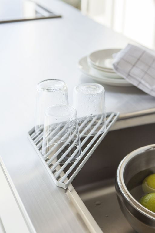 Yamazaki Tower Gootsteen afdruiprek driehoek - Wit