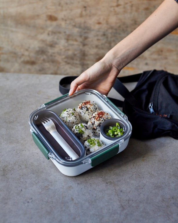 Black+Blum Lunchbox Original Groen – 3 Vakken, Lekvrij & Functioneel 198x198x56mm
