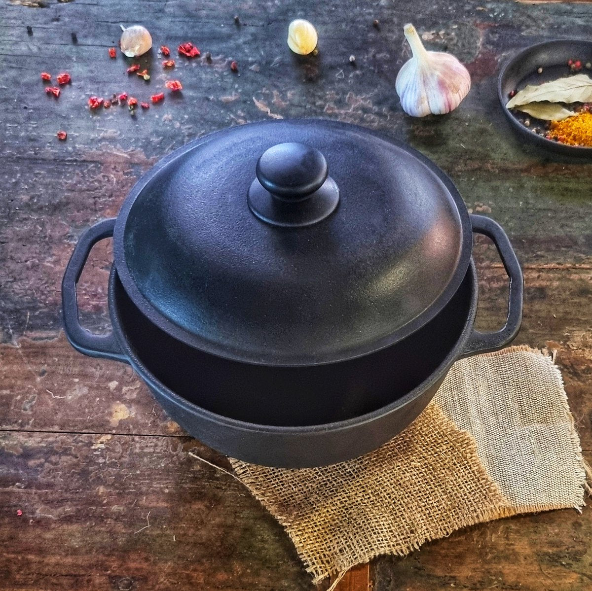 Maysternya Gietijzeren Wokpan met deksel - 4 Liter